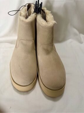 Faux-Shearling Lined Ankle Booties in Cream
